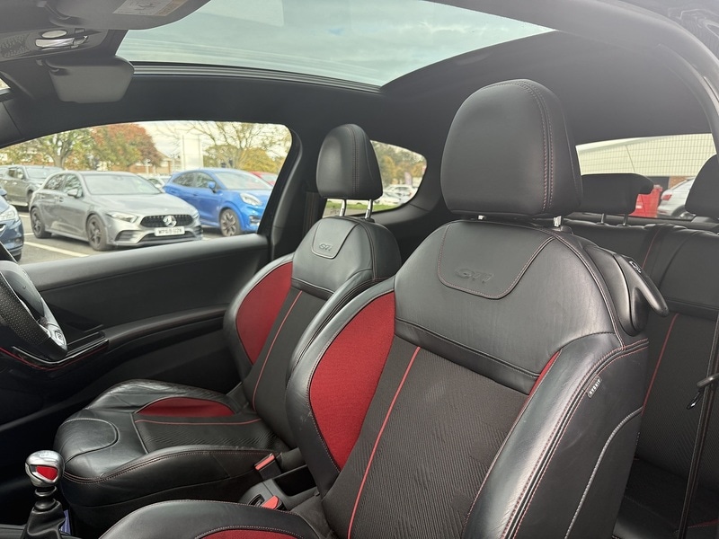 Used Peugeot 208 2016 for sale - 76627016: Photo 30