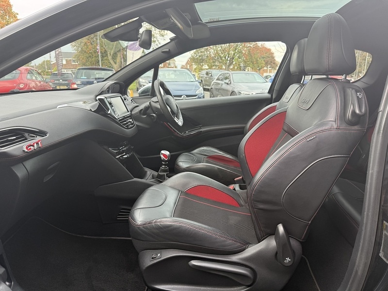 Used Peugeot 208 2016 for sale - 76627016: Photo 33