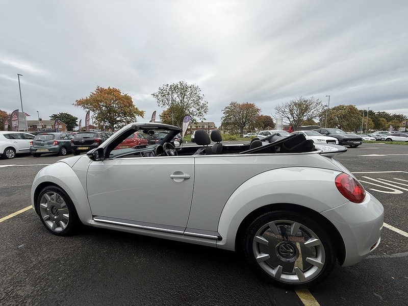 Used Volkswagen Beetle 2016 for sale - 76627009: Photo 16