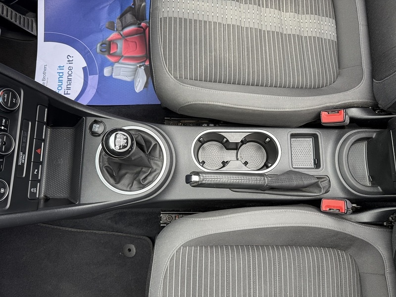 Used Volkswagen Beetle 2016 for sale - 76627009: Photo 17