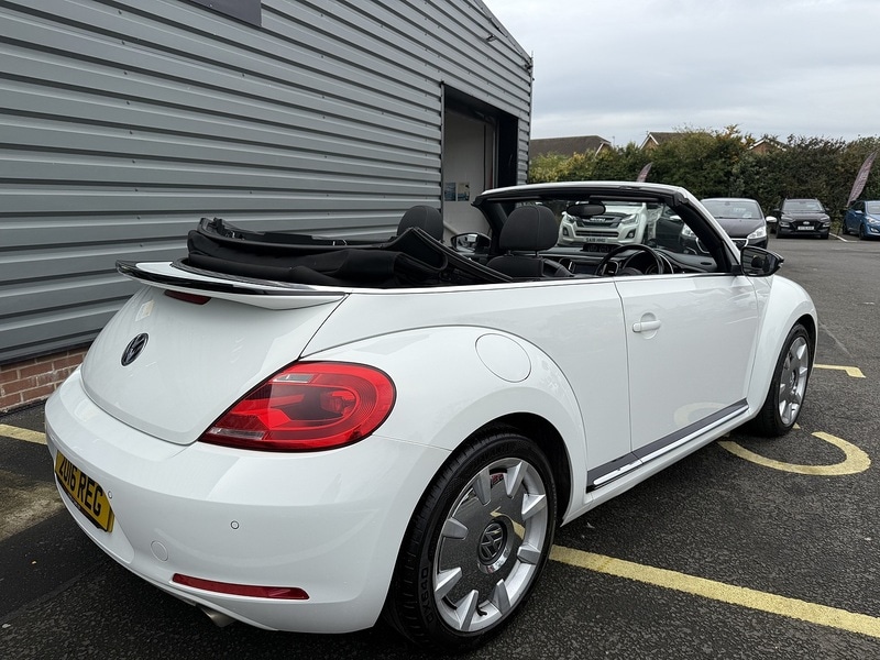 Used Volkswagen Beetle 2016 for sale - 76627009: Photo 3