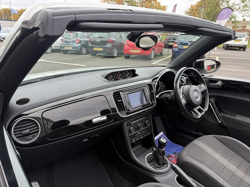 Used Volkswagen Beetle 2016 for sale - 76627009: Photo 35