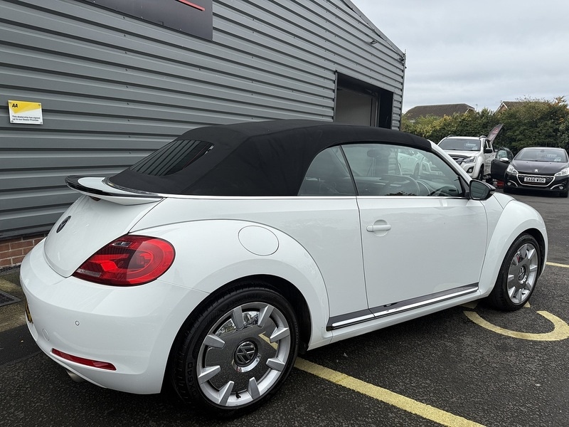Used Volkswagen Beetle 2016 for sale - 76627009: Photo 65