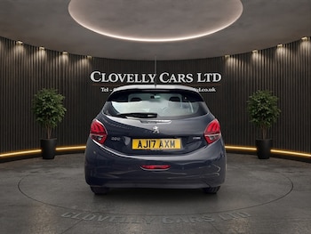 Used Peugeot 208 2017 for sale - 79435005: Photo