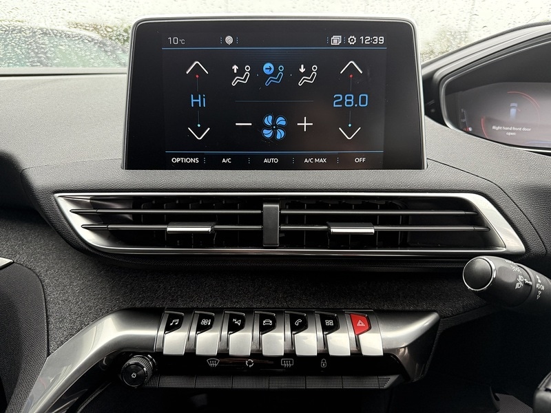 Used Peugeot 5008 2018 for sale - 76740858: Photo 26