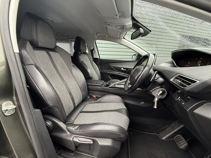 Used Peugeot 5008 2018 for sale - 76740858: Photo 41