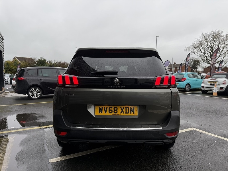 Used Peugeot 5008 2018 for sale - 76740858: Photo 8
