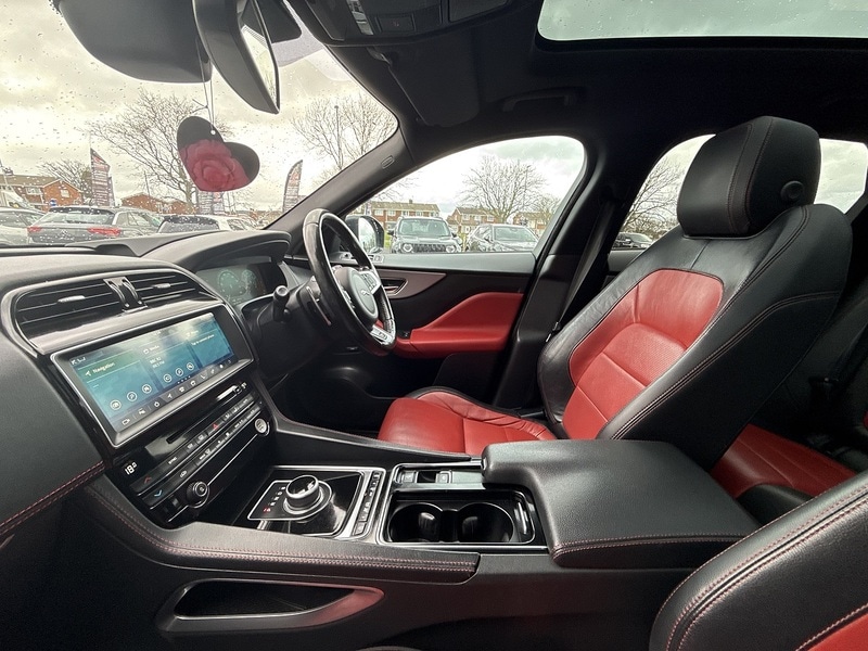 Used Jaguar F-Pace for sale - 77984922: Photo 8