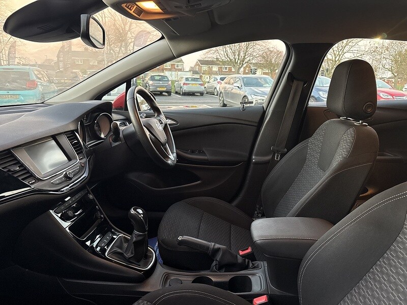 Used Vauxhall Astra 2018 for sale - 76618273: Photo 11