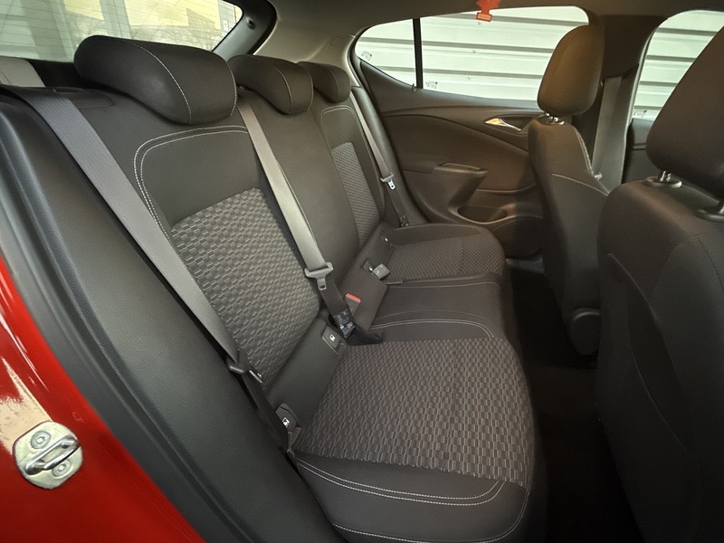 Used Vauxhall Astra 2018 for sale - 76618273: Photo 23