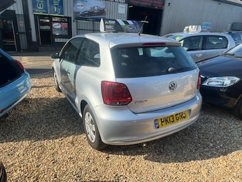 Used Volkswagen Polo 2013 for sale - 79409949: Photo