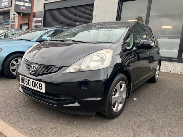 Used Honda Jazz 2010 for sale - 75777994: Photo 2