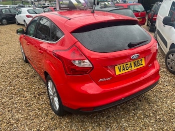 Used Ford Focus 2015 for sale - 77342390: Photo