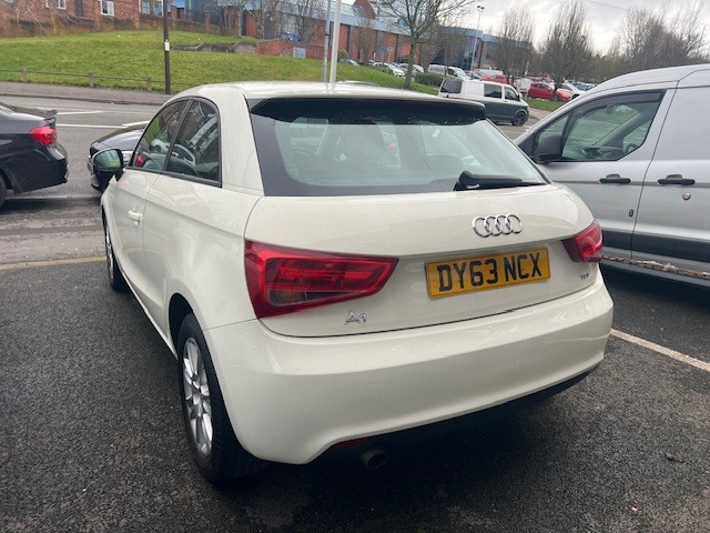 Used Audi A1 2013 for sale - 77342376: Photo 3