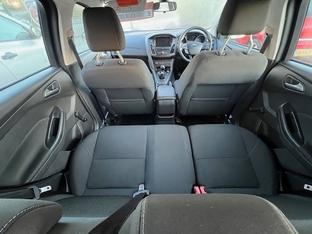 Used Ford Focus 2016 for sale - 76924105: Photo 8