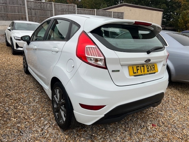 Used Ford Fiesta 2017 for sale - 76236375: Photo 3
