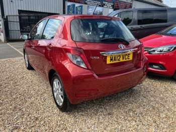 Used Toyota Yaris 2012 for sale - 74675017: Photo