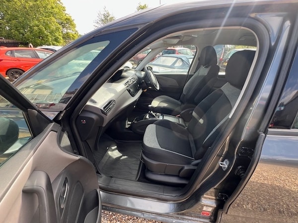 Used Citroen C4 Picasso 2016 for sale - 74500657: Photo 6