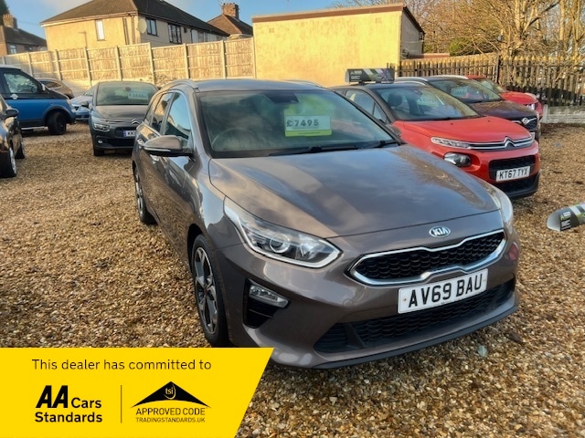 Used Kia Ceed 2019 for sale - 76924102: Photo 1