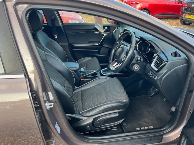 Used Kia Ceed 2019 for sale - 76924102: Photo 5