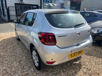 Used Dacia Sandero 2017 for sale - 78726622: Photo