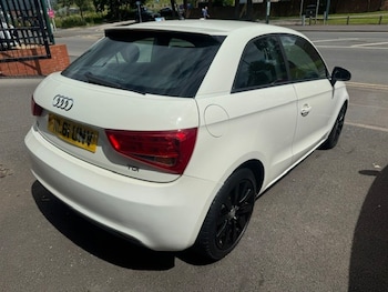 Used Audi A1 2011 for sale - 78607942: Photo