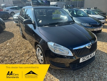 Used Skoda Fabia 2014 for sale - 79155948: Photo