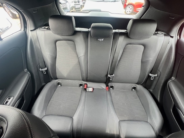Used Mercedes-Benz A-Class 2018 for sale - 76197357: Photo 7