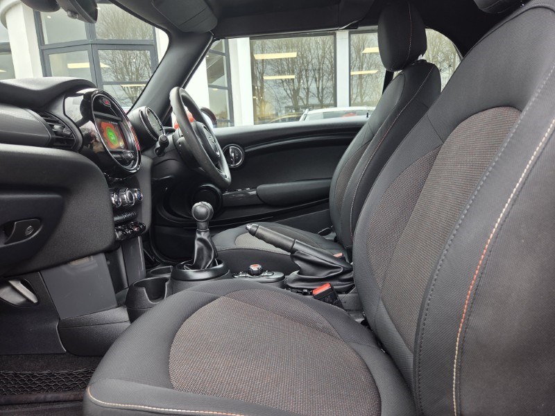 Used MINI Convertible 2018 for sale - 77903473: Photo 4