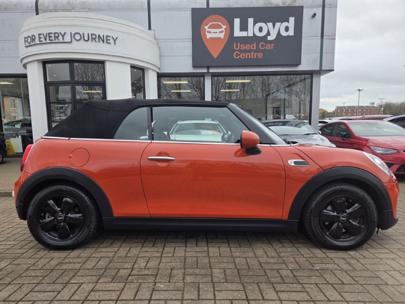 Used MINI Convertible 2018 for sale - 77903473: Photo 6