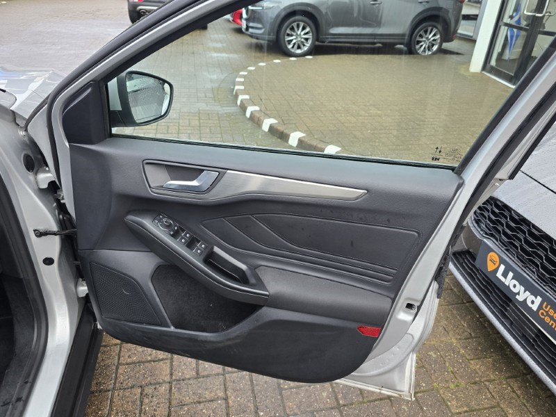 Used Ford Focus 2022 for sale - 76981034: Photo 29