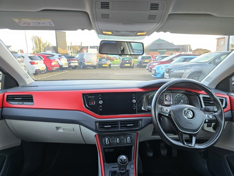 Used Volkswagen Polo 2018 for sale - 77353897: Photo 10