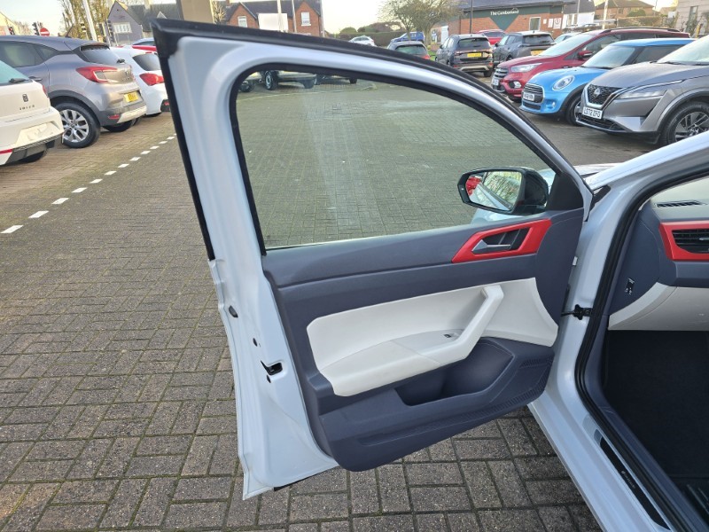 Used Volkswagen Polo 2018 for sale - 77353897: Photo 21