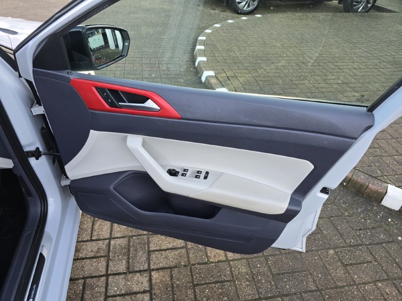 Used Volkswagen Polo 2018 for sale - 77353897: Photo 24