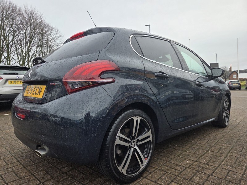 Used Peugeot 208 2019 for sale - 77848242: Photo 12