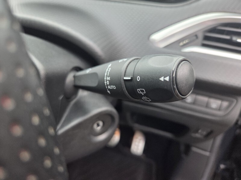 Used Peugeot 208 2019 for sale - 77848242: Photo 28