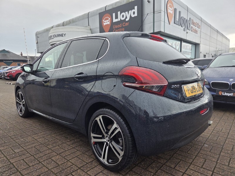 Used Peugeot 208 2019 for sale - 77848242: Photo 3