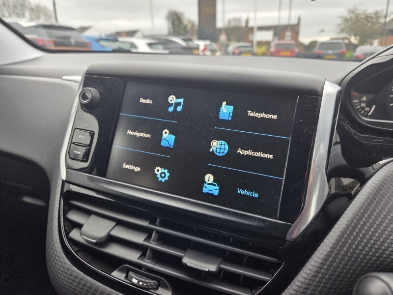 Used Peugeot 208 2019 for sale - 77848242: Photo 37