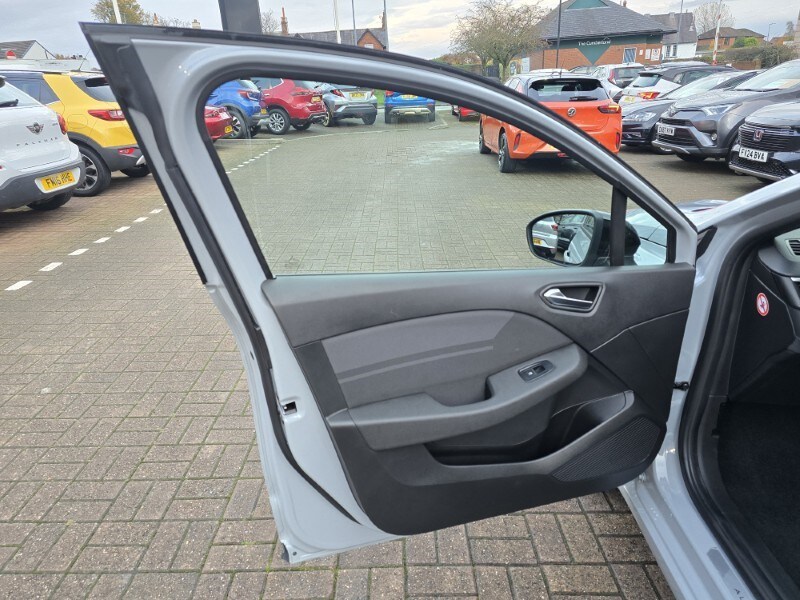 Used Renault Clio 2023 for sale - 77001333: Photo 26