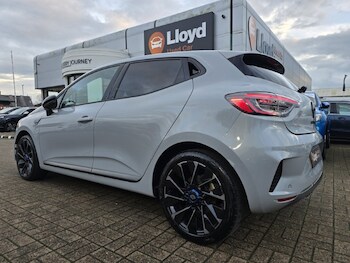 Used Renault Clio 2023 for sale - 77001333: Photo