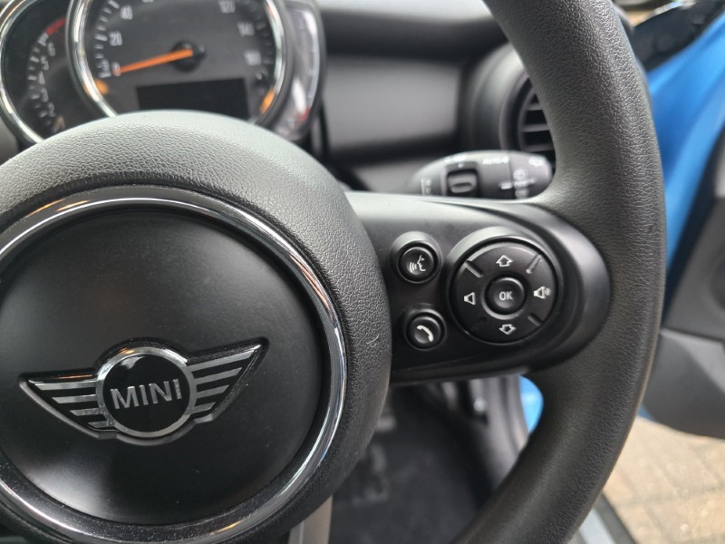 Used MINI Hatch 2018 for sale - 77195352: Photo 32