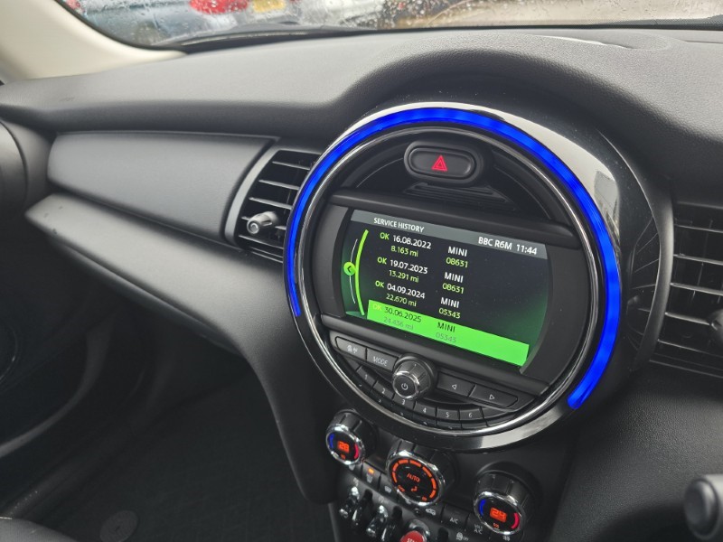Used MINI Hatch 2018 for sale - 77195352: Photo 41