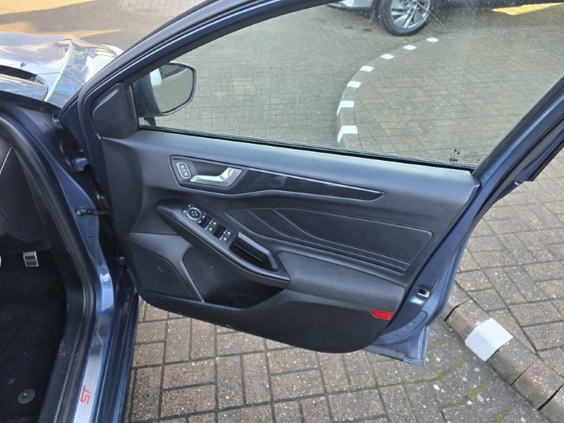 Used Ford Focus 2021 for sale - 77353931: Photo 28