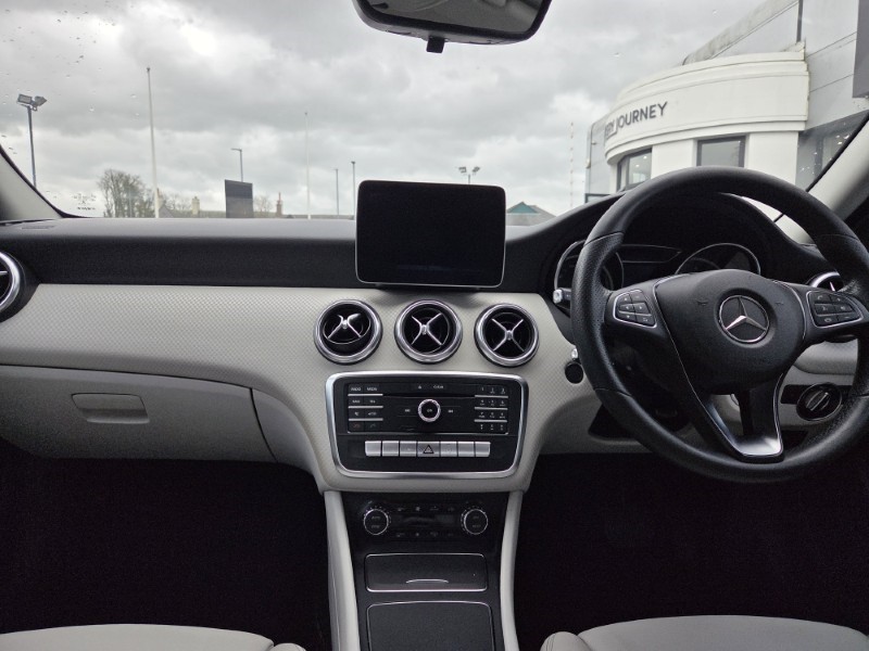 Used Mercedes-Benz A-Class 2016 for sale - 78133667: Photo 10