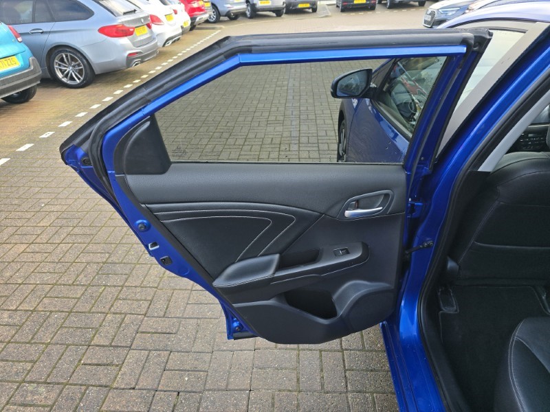 Used Honda Civic 2016 for sale - 77258379: Photo 23