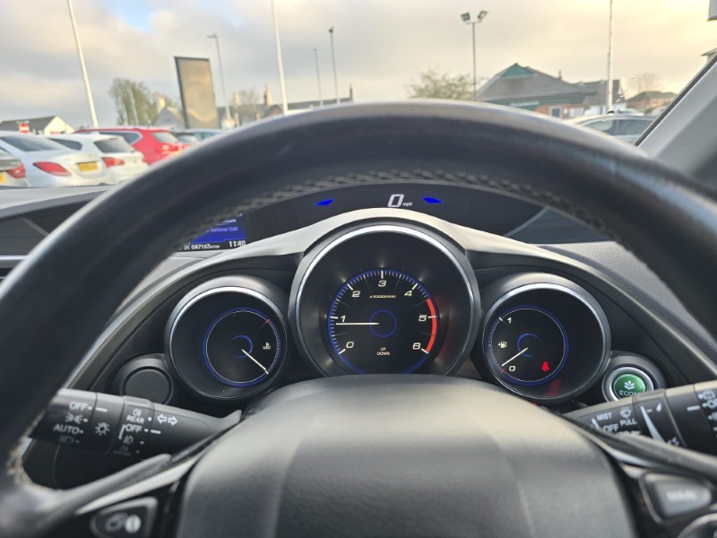 Used Honda Civic 2016 for sale - 77258379: Photo 46