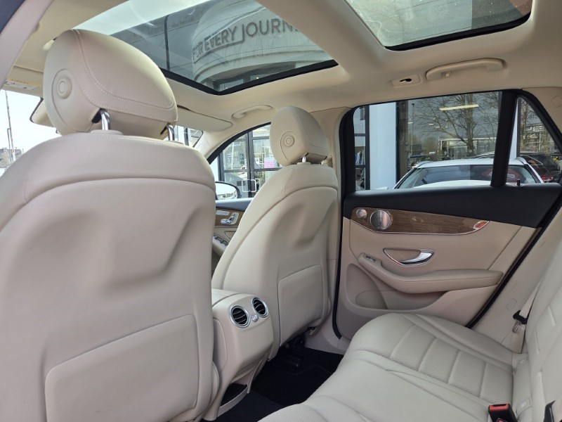 Used Mercedes-Benz GLC 2018 for sale - 77950792: Photo 16