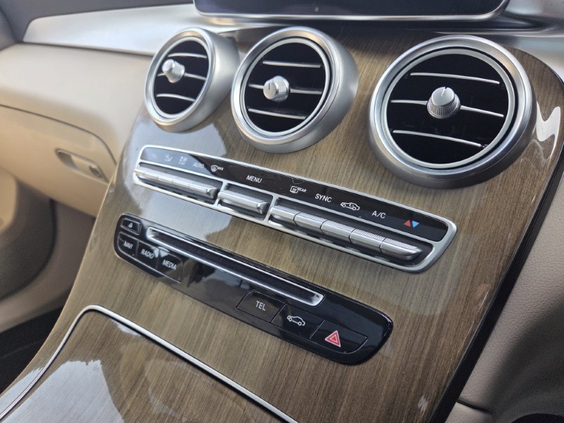 Used Mercedes-Benz GLC 2018 for sale - 77950792: Photo 30