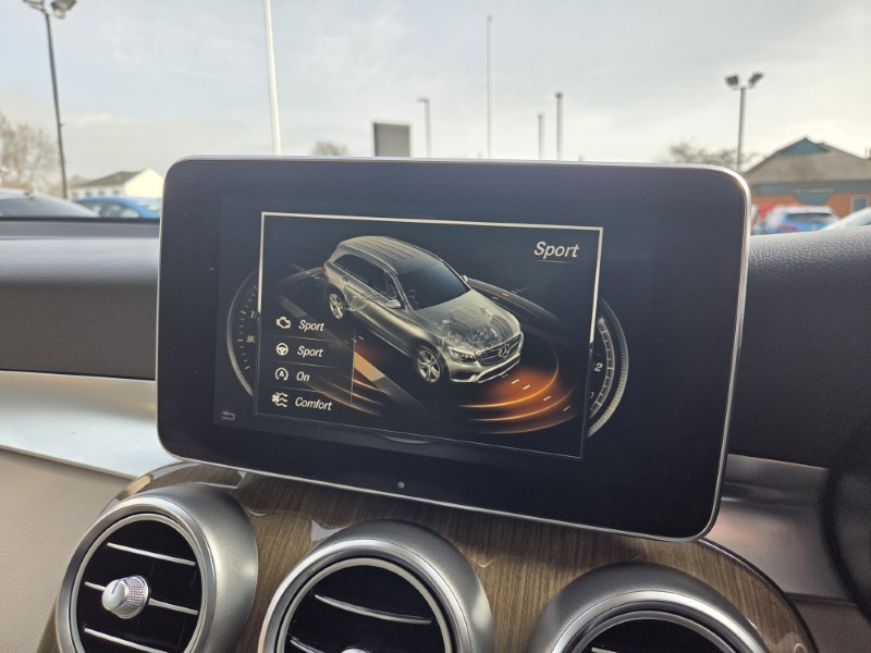 Used Mercedes-Benz GLC 2018 for sale - 77950792: Photo 43