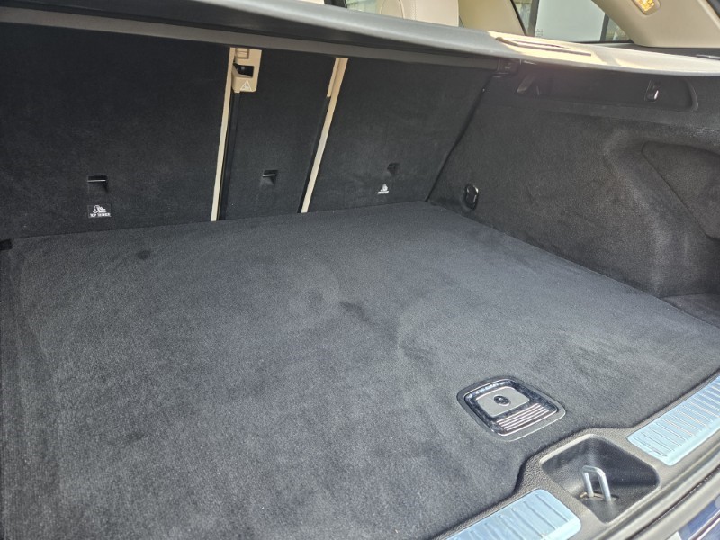 Used Mercedes-Benz GLC 2018 for sale - 77950792: Photo 49